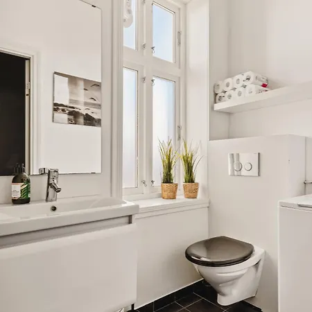 Live As A Local! I 350m To Bryggen And Floibanen 卑爾根